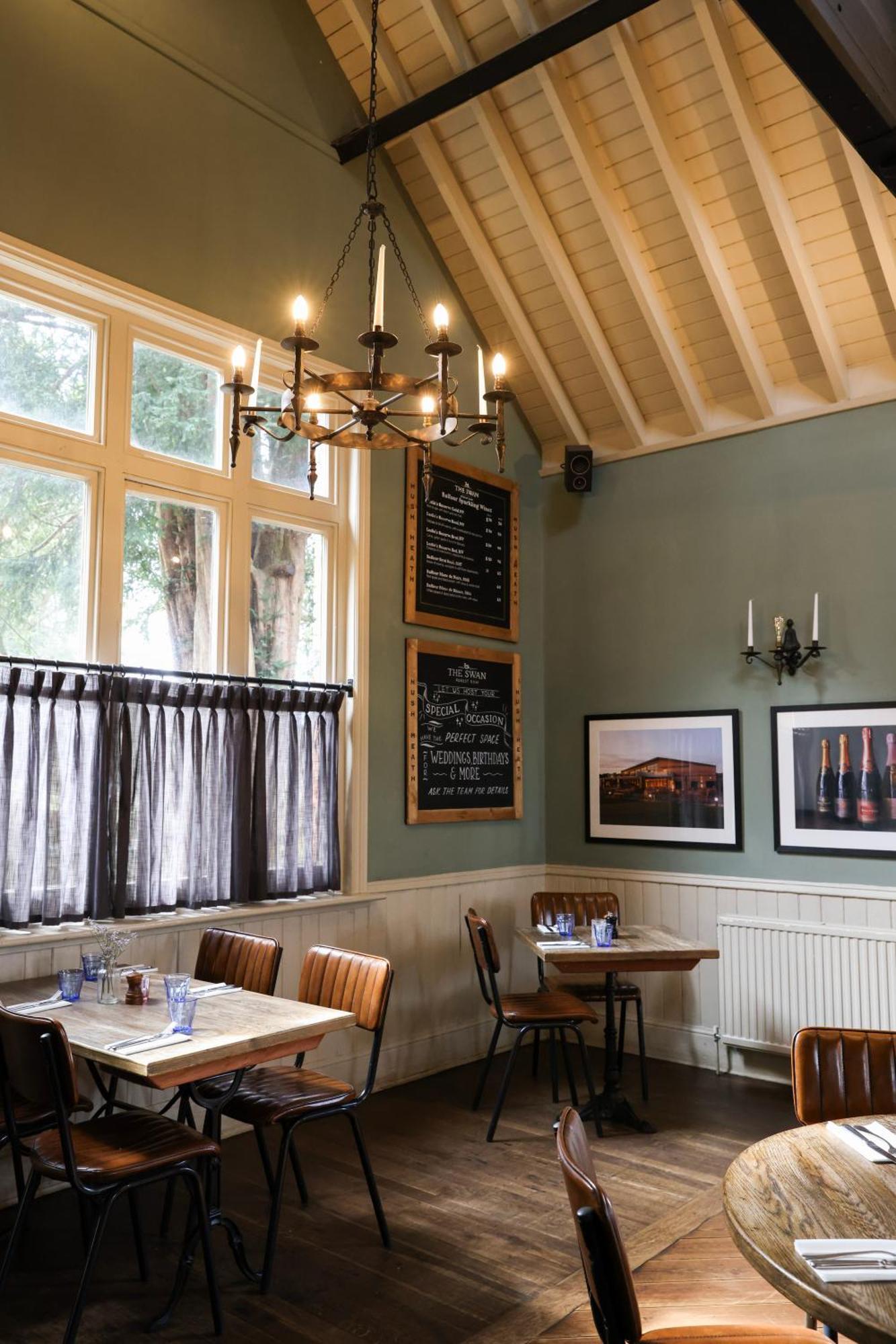 The Swan At Forest Row Exterior foto